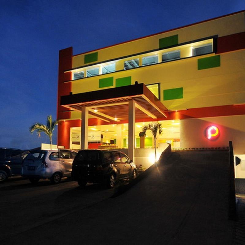 Pratama Hotel & Convention Mataram Exterior foto